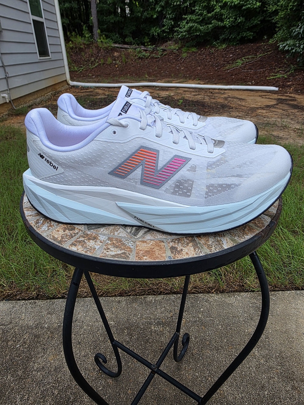 New Balance FuelCell Rebel V5 MFCX1WY White Running Shoes Sz W12/M10.5 D Worn 2x